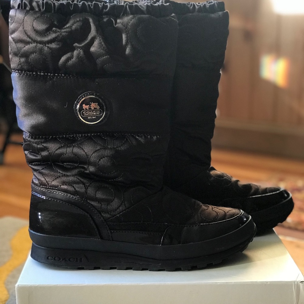 Gently wear 100% authentic coach boots